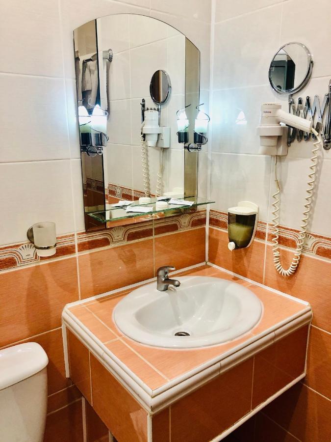 Hotel Palace Ukraine Николаев Экстерьер фото