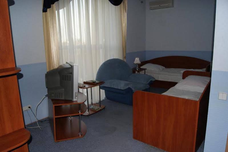 Hotel Palace Ukraine Николаев Экстерьер фото