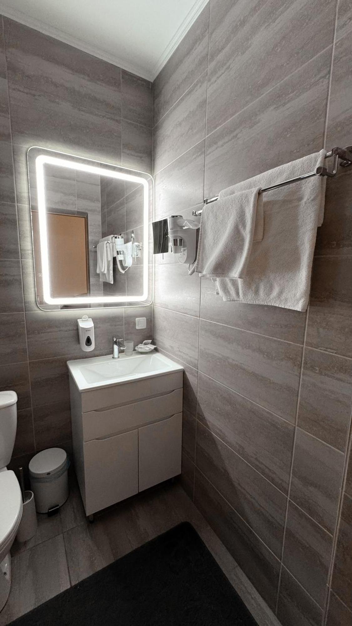 Hotel Palace Ukraine Николаев Экстерьер фото